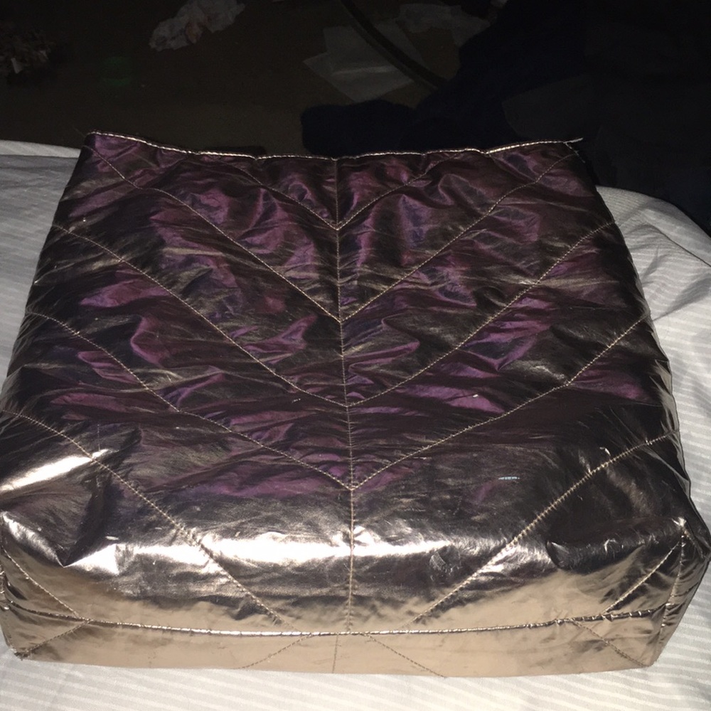 VS ROSE GOLD COOLER BAG - Picture 7 of 12